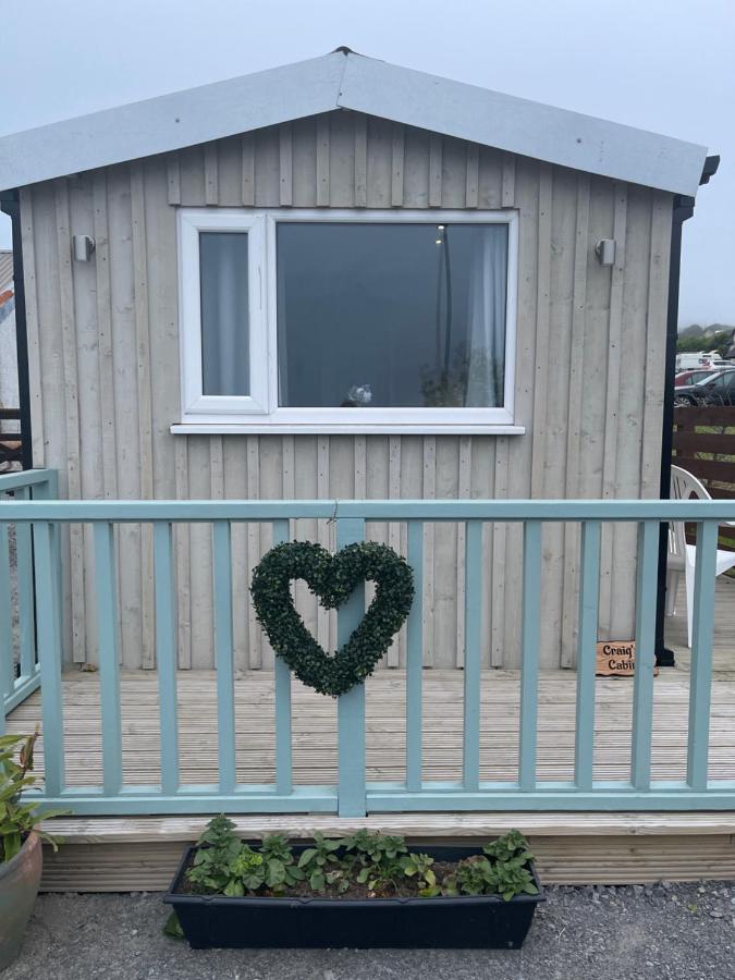 Finstown Kevara Shepherds Hut מראה חיצוני תמונה