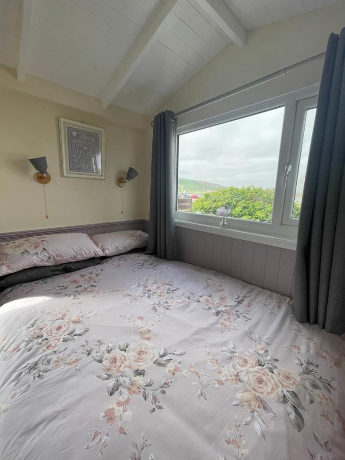 Finstown Kevara Shepherds Hut מראה חיצוני תמונה
